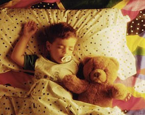 研究称开灯睡觉的儿童更易罹患白血病