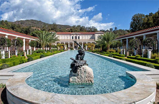 The Getty Villa(盖蒂别墅博物馆,美国加州马里布