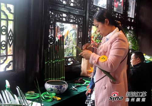 江苏省花卉园艺工竞赛在个园举行_新浪扬州